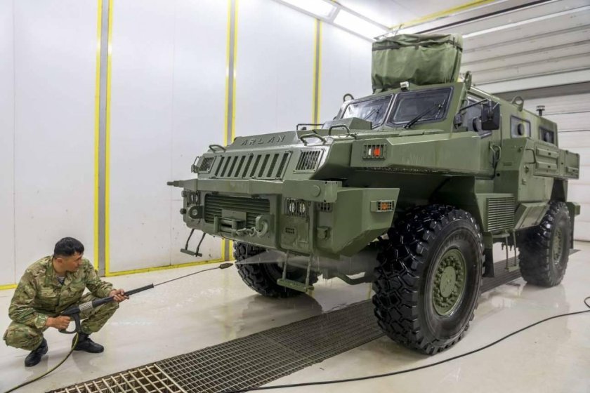 Бронеавтомобиль мародёр/Арлан