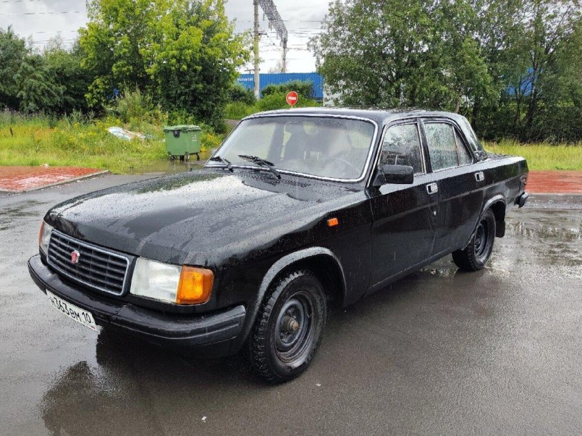 Волга 31029 черная