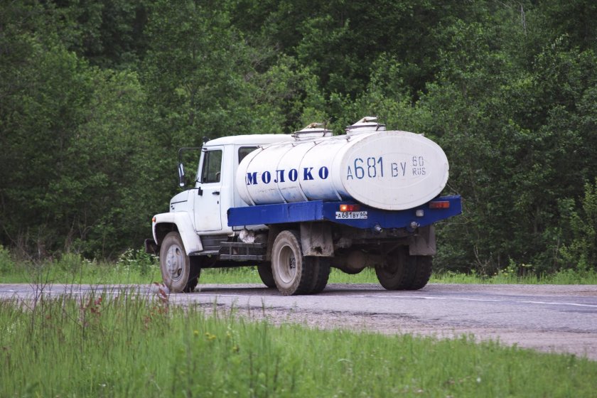 ГАЗ 53 молоковоз
