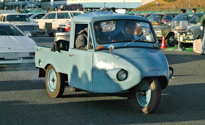 Трехколесная машина