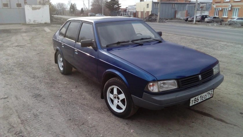 Москвич Святогор 2000