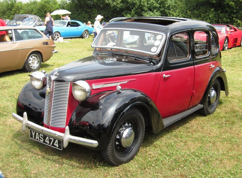 Автомобиль Остин-10