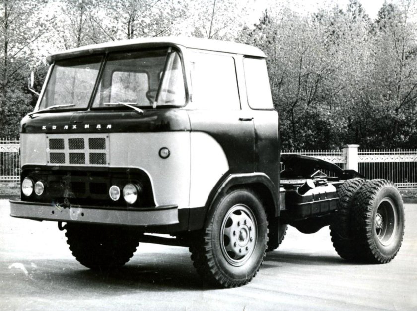 Грузовик каз 606 Колхида