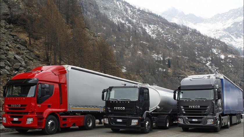 Машина Ивеко Стралис