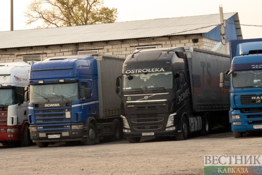 Очередь фур с Грузией