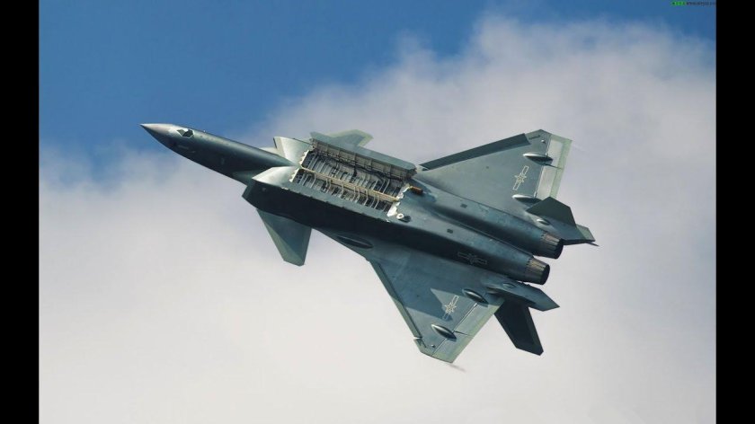 Истребитель j 20