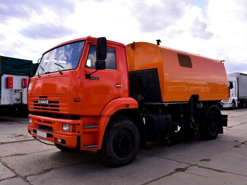 Вакуумная подметально уборочная машина