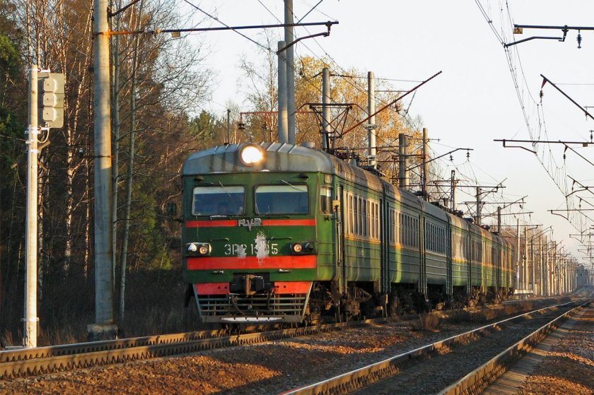 Электричка СПБ Левашово