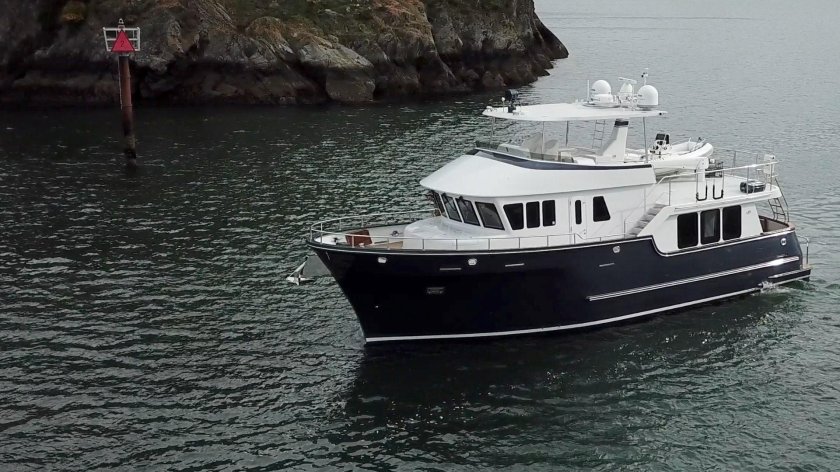 Катер selene trawler