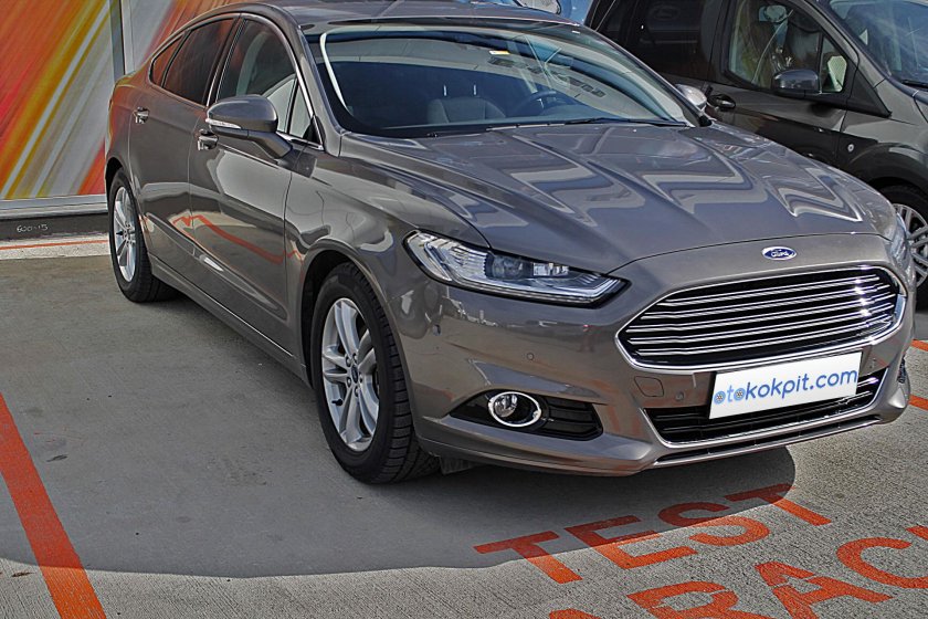 Ford mondeo 2015
