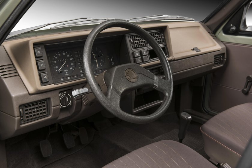 Шкода Фаворит 1987 салон