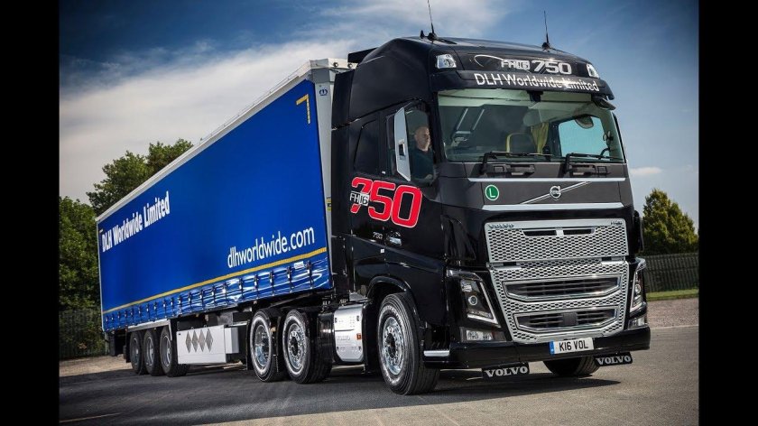 Грузовик Volvo fh16