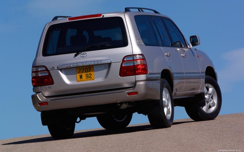 Toyota Land Cruiser 100 VX