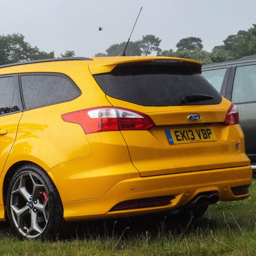 Дизайн кузова для фокус 3 универсал жёлтый цвет