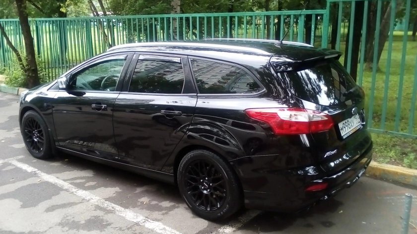 Форд фокус 3 универсал черный