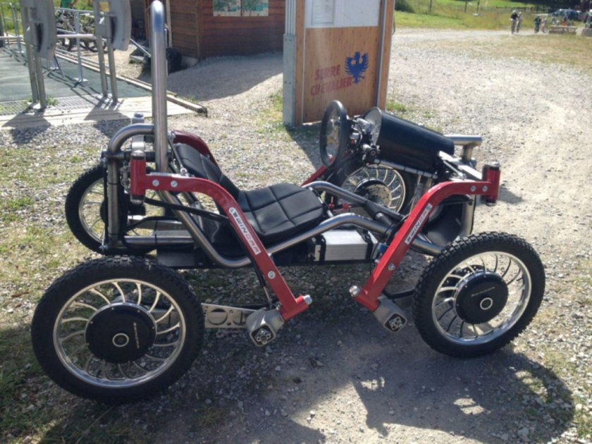 Четырехколесный велосипед Contes Engineering Athos