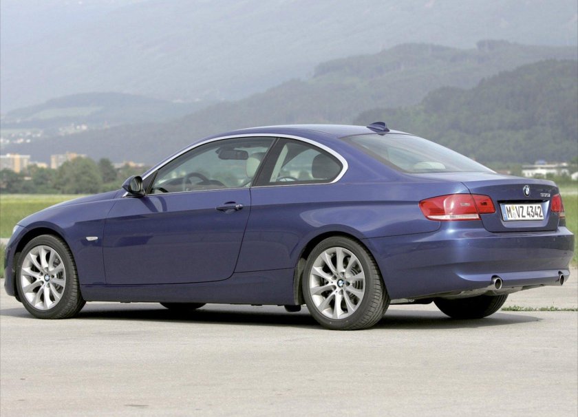 BMW 335i купе