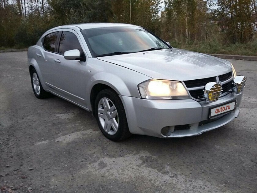 Dodge Avenger II, 2007