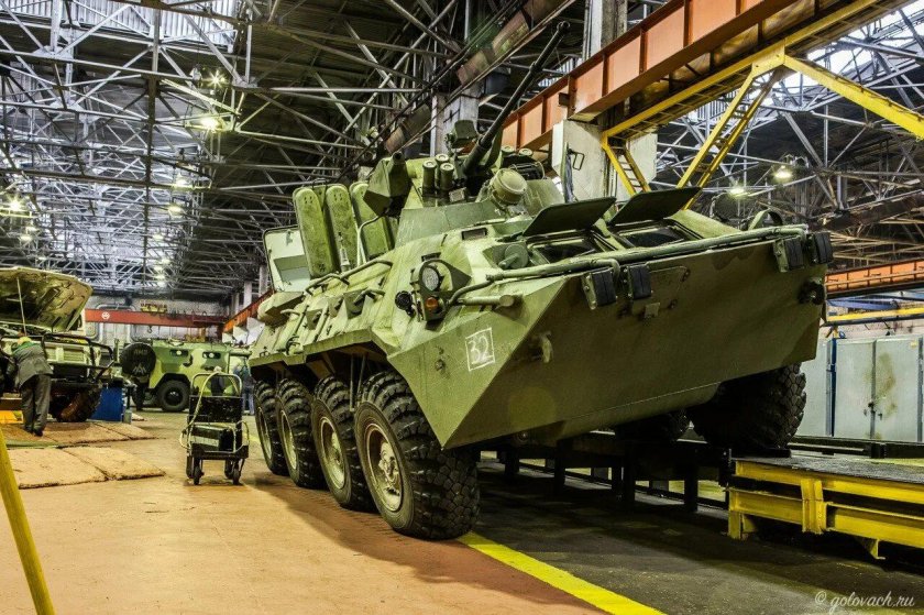 БТР 82 АМЗ