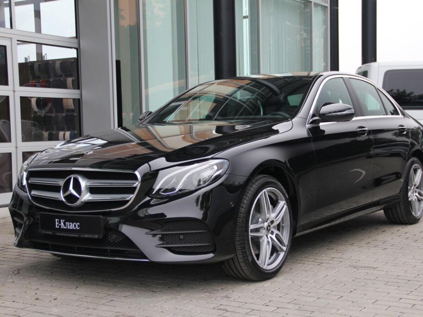 Mercedes e200 w213 черный