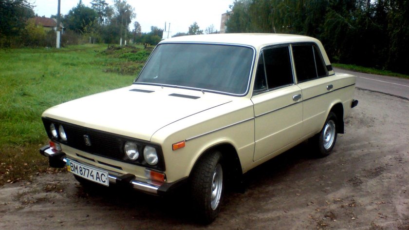 ВАЗ 2106 бежевая