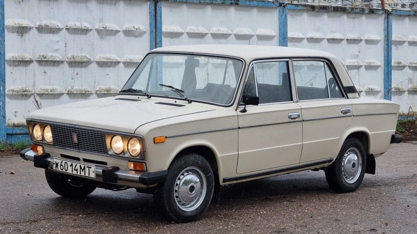 ВАЗ 2106 бежевая