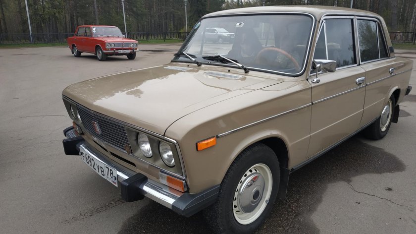 ВАЗ 2106 темно бежевый