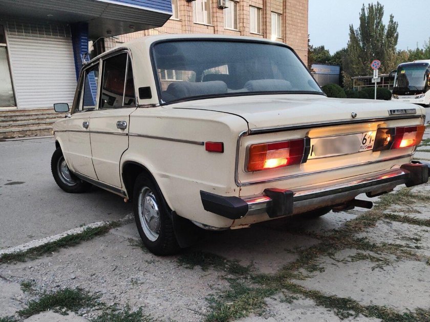 Лада 2106 бежевая