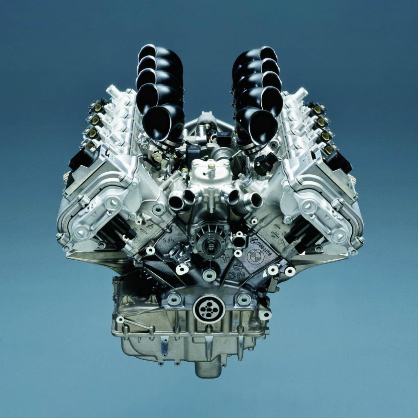 Мотор v10 BMW