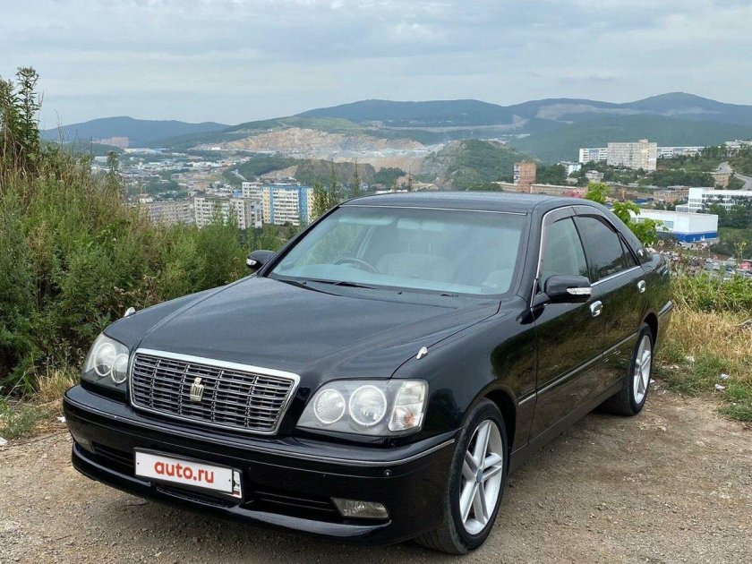 Toyota Crown XI (s170)
