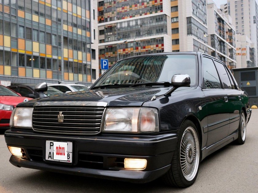 Toyota crown s 170