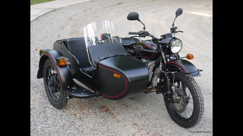 Мотоцикл Урал с люлькой