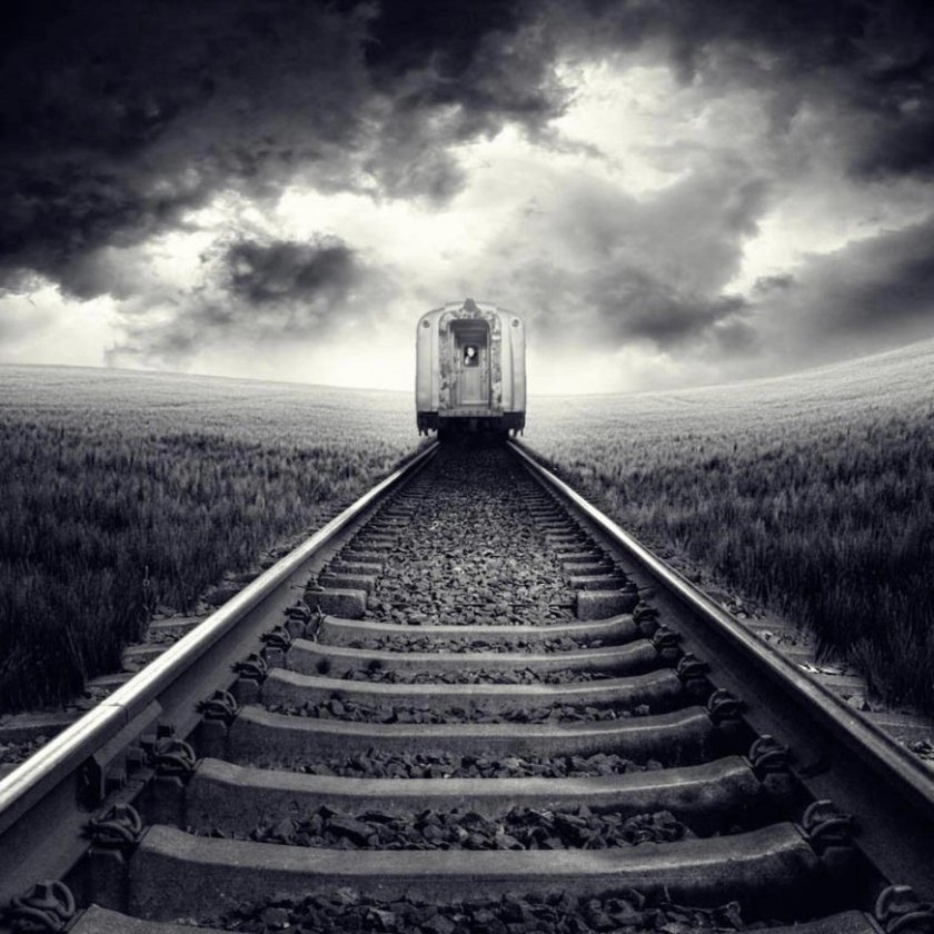 Уходящий поезд