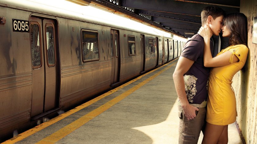 Поцелуй на вокзале