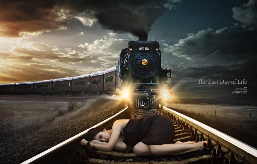 Поезд на рельсах