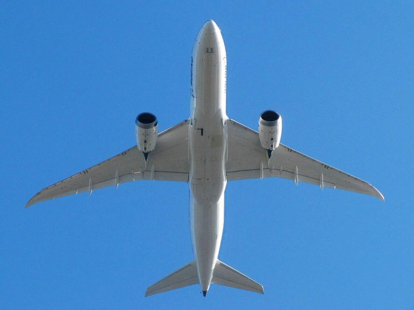 Крыло Боинг 787