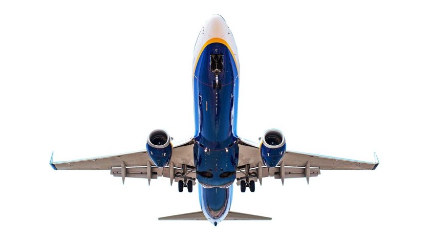 Самолет без фона