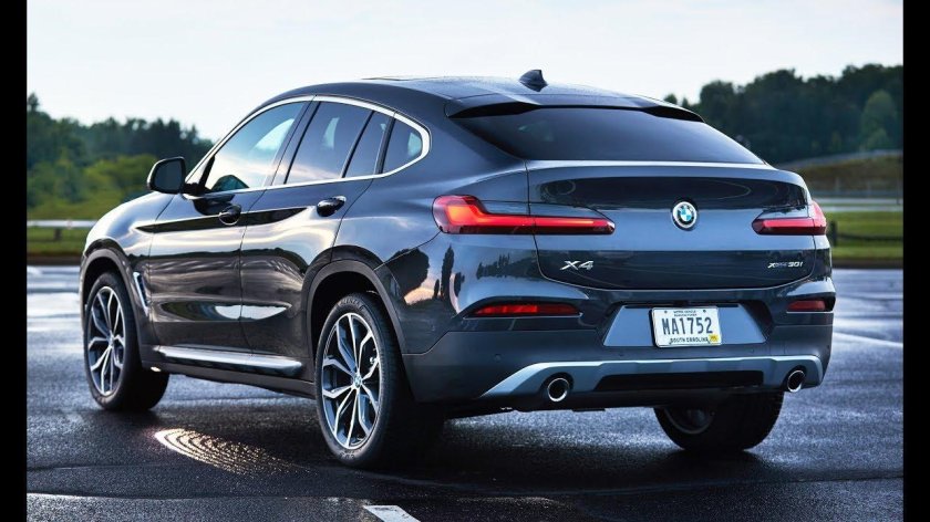 БМВ x4 2021