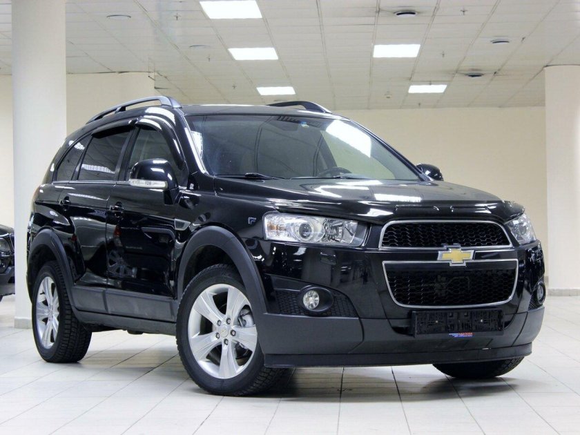 Черный Каптива 4