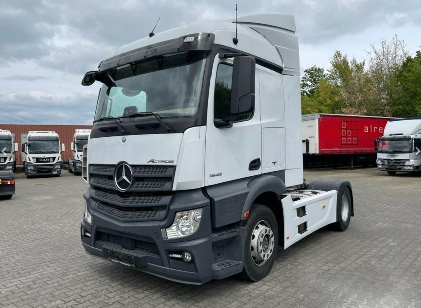 Mercedes Benz Actros 1843
