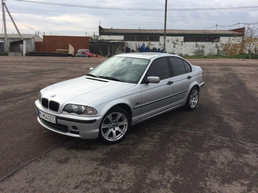 Бмв 3 2002