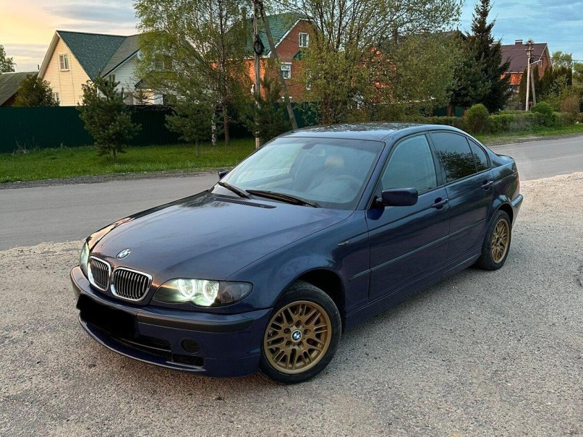 БМВ е39 2000