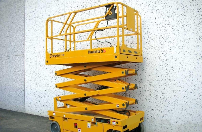 Подъемник Haulotte Compact 14