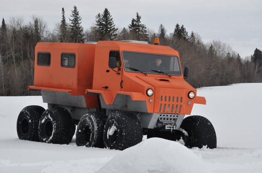 Гусеничный снегоболотоход «ЧЕТРА» ТМ-140