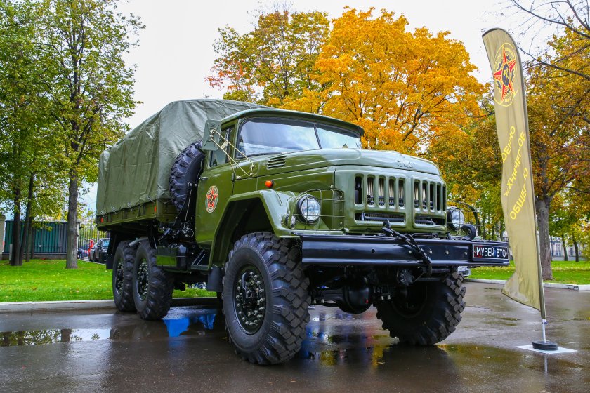ЗИЛ 131 военный