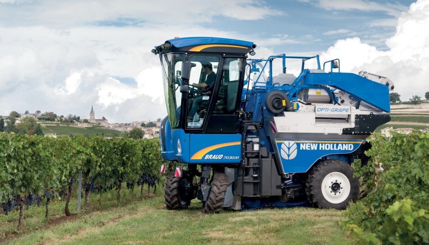 Новый комбайн Нью Холланд