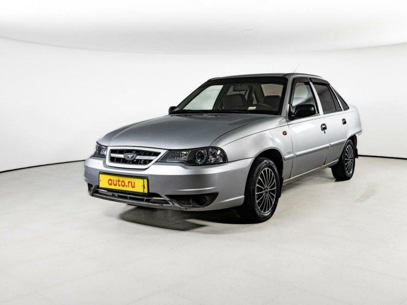 Дэу Нексия 2010 года