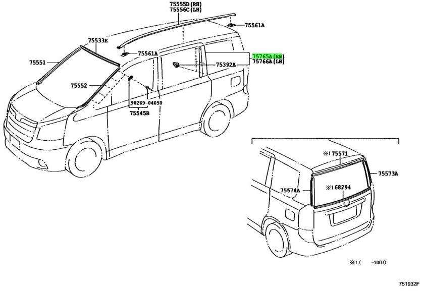 Размер салона Тойота Вокси 2010