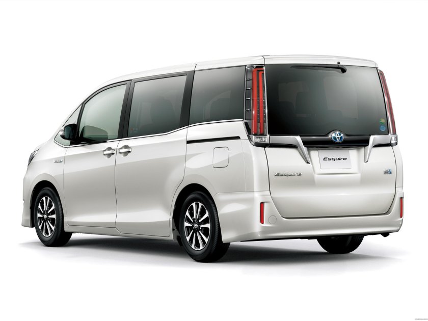 Тойота вокси гибрид