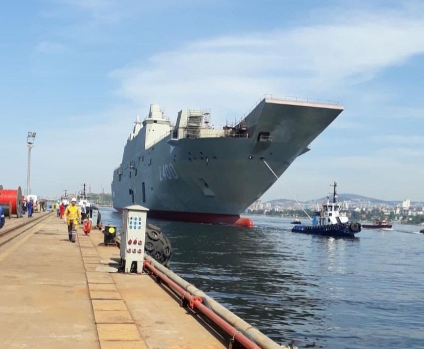 Десантный корабль TCG Anadolu